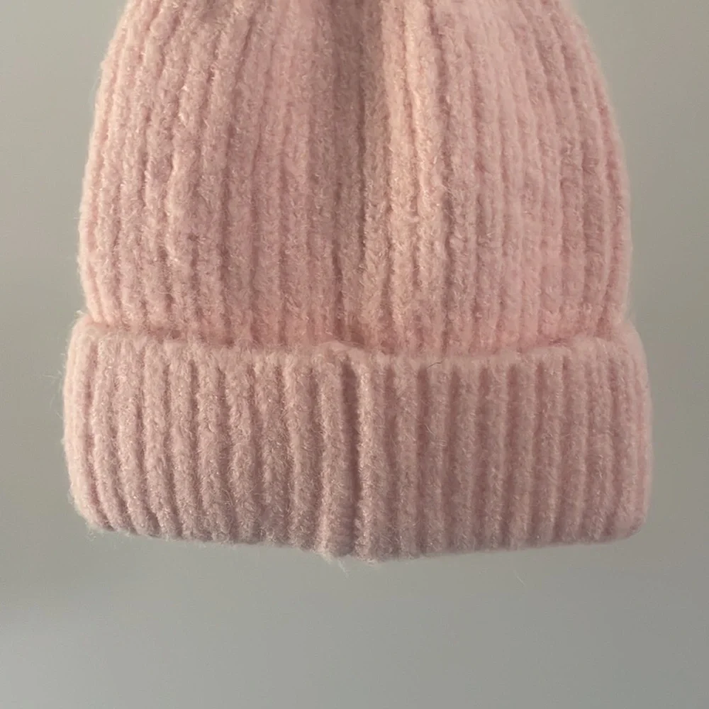 Jessica Simpson hat Women Pink White Pearl Knit Cuffed Beanie Hat New size OSFM - Picture 4 of 6